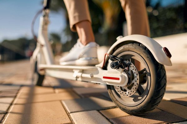 Découvrez la puissance de la trottinette électrique dualtron thunder 3